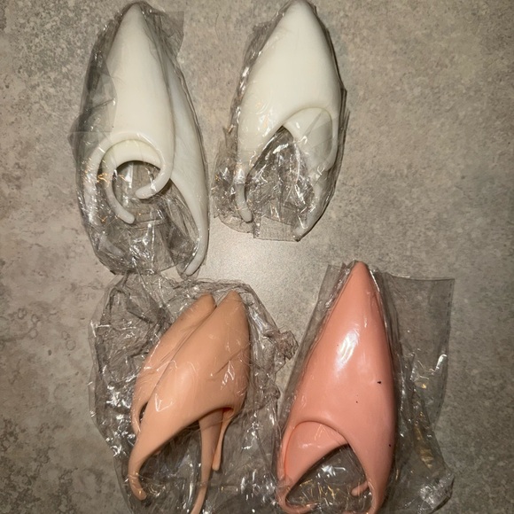 Fairy / Elf Ears-4 total 2 flesh 2 Glow-in-the-Dark - Picture 1 of 3